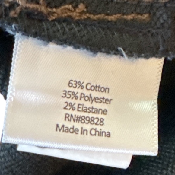 Women’s Gloria Vanderbilt Elastic Waist Medium Jeans Capris - Picture 3 of 3